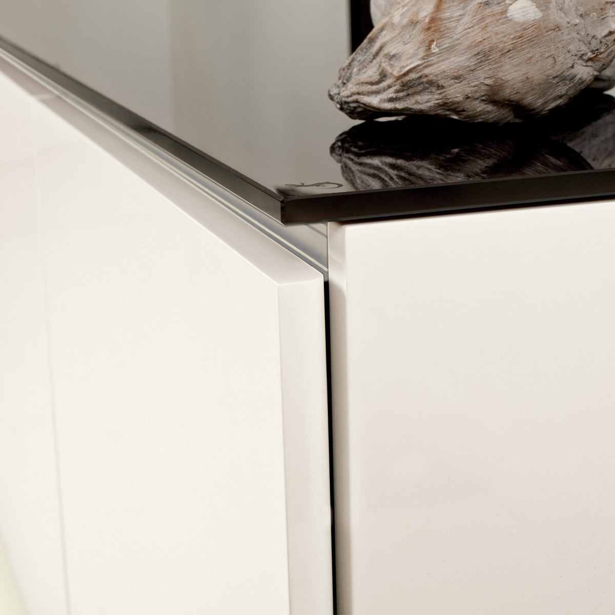 Salamander Chameleon Collection Miami 617 Single AV Cabinet (High Gloss White with Black Glass Top)