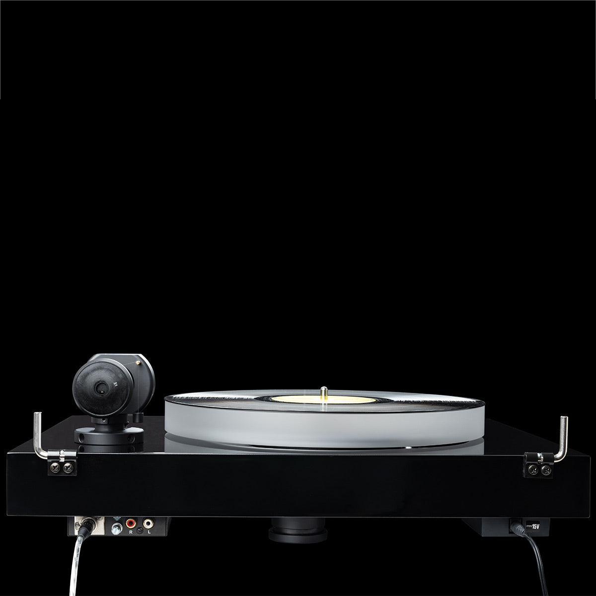 Pro-Ject X2 B Turntable with Ortofon Quintet Red Cartridge (Gloss Black)