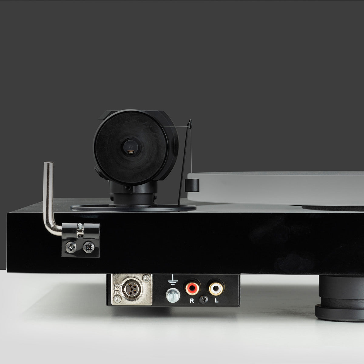 Pro-Ject X1 B Balanced Turntable with Pick it Pro Cartridge (Gloss Black)
